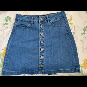 M Denim Button Skirt